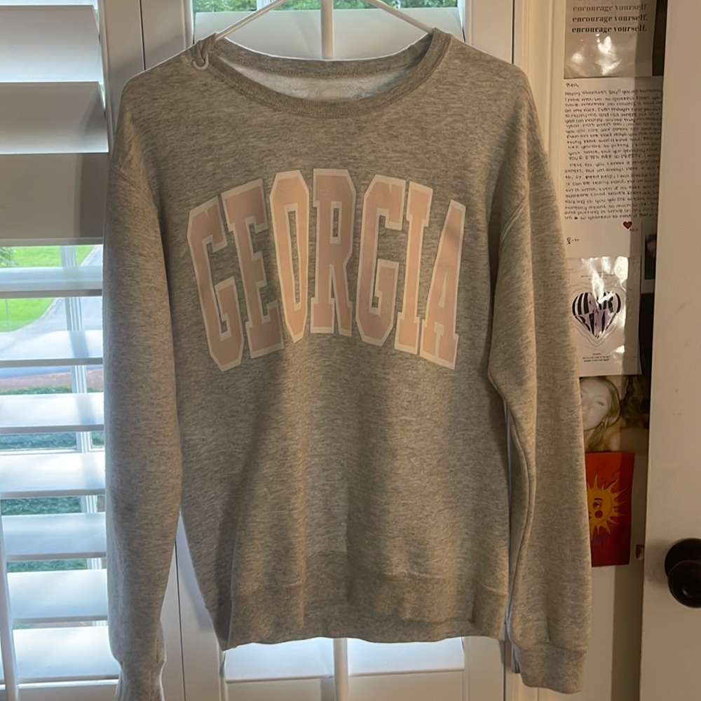 college crewneck sweatshirt graphic